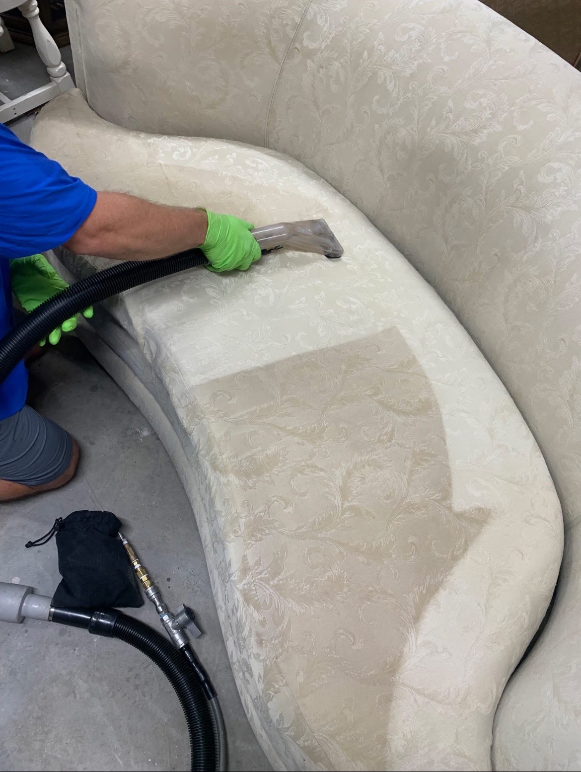 Upholstery Cleaning for a Fresh, Healthier Home Service